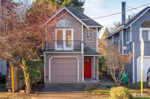 7511 25th Ave NE, Seattle, WA 98115