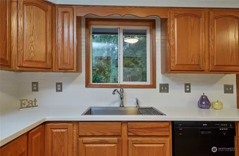 493 Chicken Coop Rd, Sequim, WA 98382 photo 9