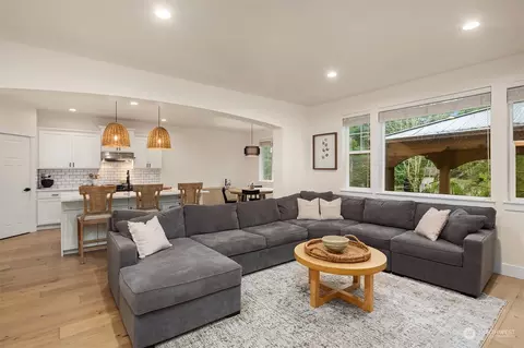 Living - 23106 35th Dr SE, Bothell, WA 98021 photo 3 of 5