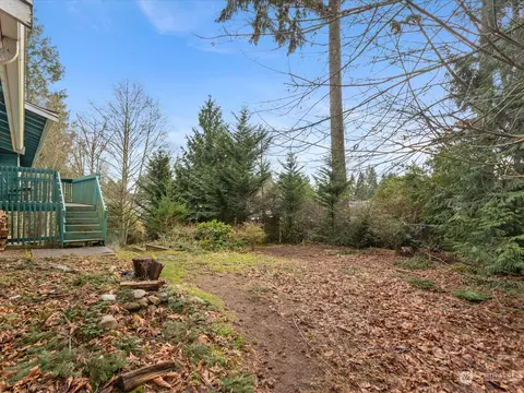 Exterior - 124 234th Pl SE, Bothell, WA 98021 photo 13 of 14