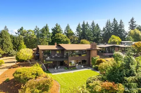 12808 Shorewood Dr SW, Burien, WA 98146