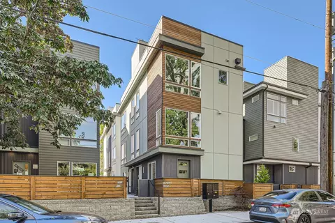 521 22nd Ave #A, Seattle, WA 98122