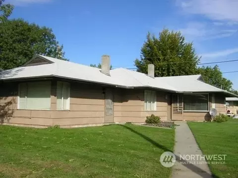 1226 1228 Montana St, Wenatchee, WA 98801