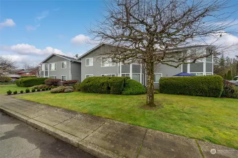 105 Fairside Dr #2B, Lynden, WA 98264