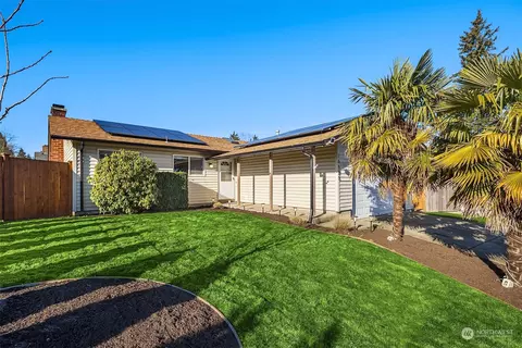 16525 119th Ave SE, Renton, WA 98058