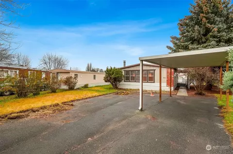 3131 W Wapato Dr #66, Moses Lake, WA 98837