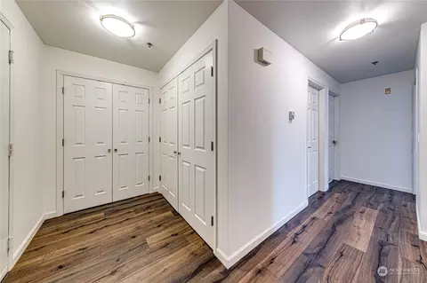 Entry Way - 2219 Rucker Ave #202, Everett, WA 98201 photo 1 of 3