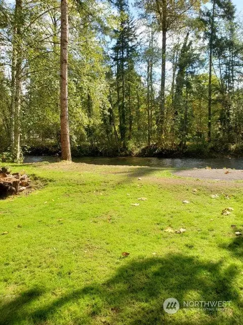24009 SE 238th St, Maple Valley, WA 98038