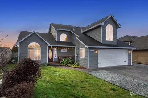 1528 Sarah St, Mount Vernon, WA 98274