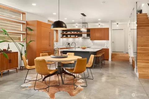 Dining - 8029 Ashworth Ave N, Seattle, WA 98103 photo 4 of 4