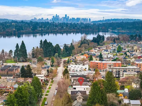 View/Area - 8029 Ashworth Ave N, Seattle, WA 98103 photo 1 of 1