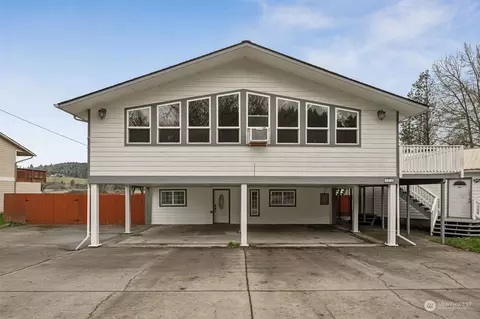 712 State St, Centralia, WA 98531