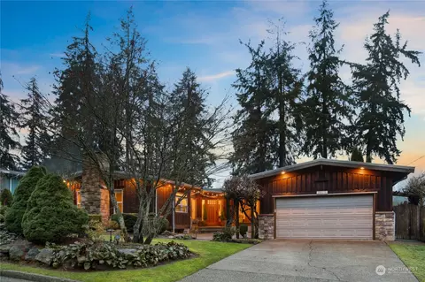 2415 159th Ave SE, Bellevue, WA 98008