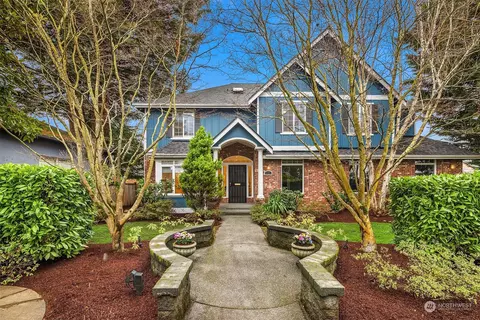 3521 28th Ave W, Seattle, WA 98199