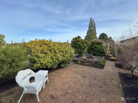 Exterior - 280 Meadow Lark Ln, Sequim, WA 98382 photo 5 of 10