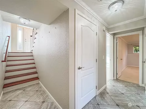 Entry Way - 280 Meadow Lark Ln, Sequim, WA 98382 photo 2 of 3