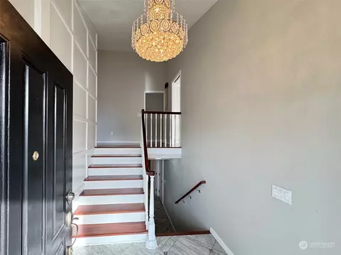 Entry Way - 280 Meadow Lark Ln, Sequim, WA 98382 photo 1 of 3