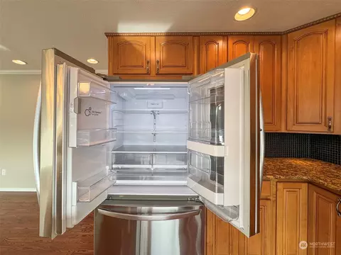 Kitchen - 280 Meadow Lark Ln, Sequim, WA 98382 photo 4 of 4