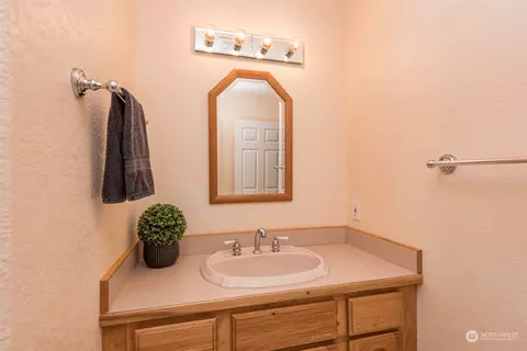 211 Brittany Ln, Sequim, WA 98382 photo 24