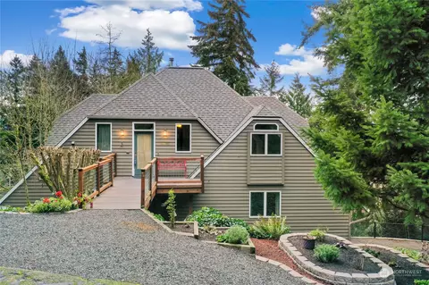 19101 11th Ave NE, Poulsbo, WA 98370
