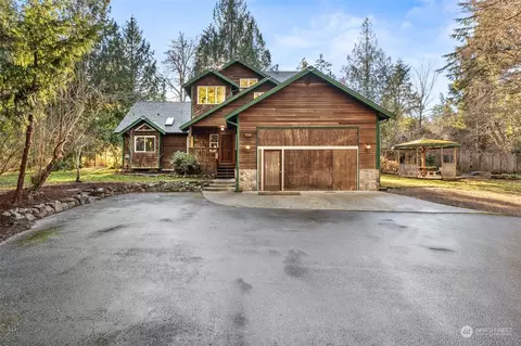 1240 SW Chawla Ct, Port Orchard, WA 98367