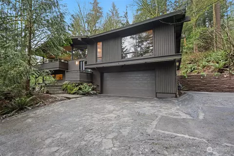 760 Idylwood Dr SW, Issaquah, WA 98027