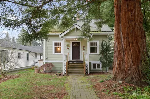 14972 20th Ave SW, Burien, WA 98166