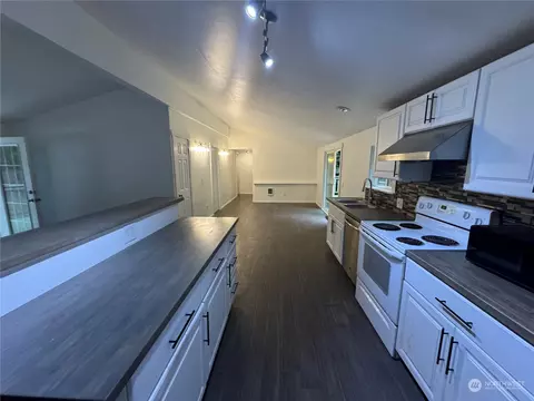 46503 Baker Loop Rd, Concrete, WA 98237 photo 8