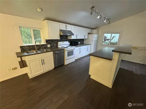 46503 Baker Loop Rd, Concrete, WA 98237 photo 7