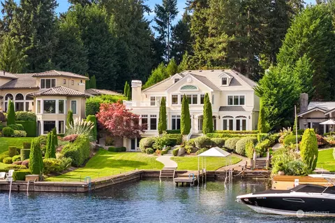 3252 Hunts Point Rd, Hunts Point, WA 98004