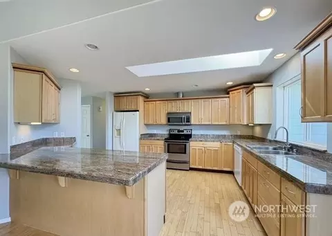 Kitchen - 41 Farm Pl, Sequim, WA 98382 photo 1 of 3