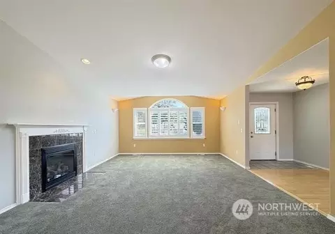 Living - 41 Farm Pl, Sequim, WA 98382 photo 3 of 5