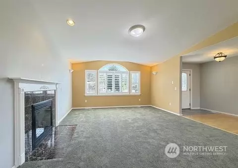 Living - 41 Farm Pl, Sequim, WA 98382 photo 2 of 5