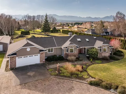 1870 Woodcock Rd, Sequim, WA 98382