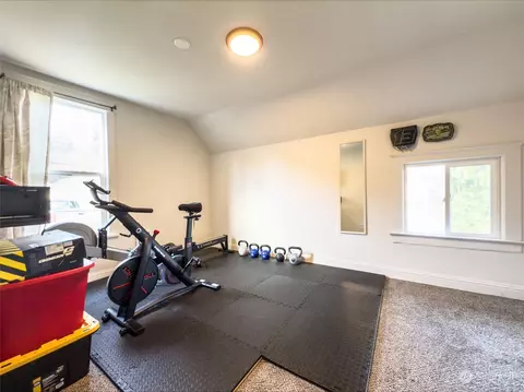 Bedroom - 4810 S 3rd Ave, Everett, WA 98203 photo 3 of 3