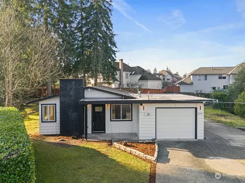 233 S 301st St, Federal Way, WA 98003