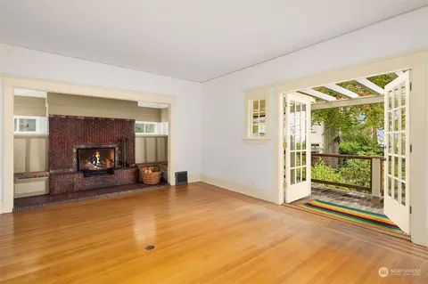 Living - 3700 E Union St, Seattle, WA 98122 photo 3 of 3