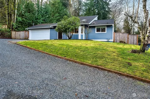 Exterior - 23032 19th Ave SE, Bothell, WA 98021 photo 2 of 7