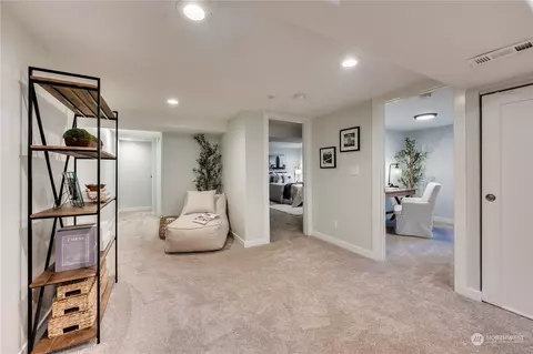 Entry Way - 23032 19th Ave SE, Bothell, WA 98021 photo 2 of 2