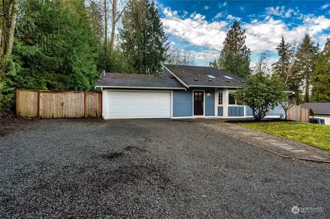 Exterior - 23032 19th Ave SE, Bothell, WA 98021 photo 3 of 7