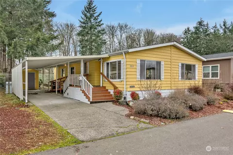 1111 Archwood Dr SW #202, Olympia, WA 98502
