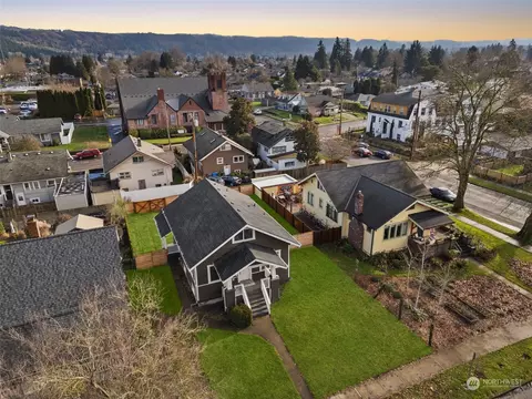 View/Area - 907 Sumner Ave, Sumner, WA 98390 photo 2 of 6