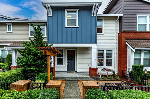 1157 NE Hickory Ln, Issaquah, WA 98029