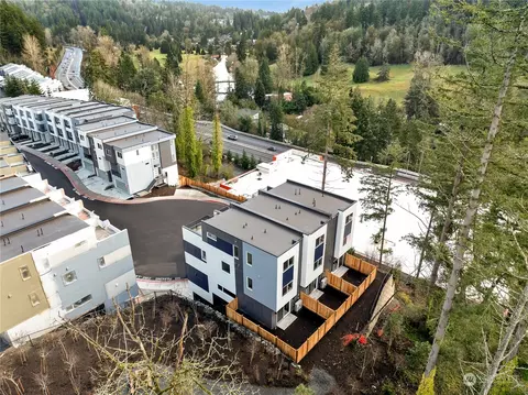 8818 NE 173rd Pl #C, Bothell, WA 98011 photo 2