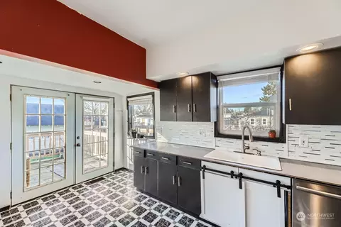 Kitchen - 1702 Rainier Ave, Everett, WA 98201 photo 1 of 5