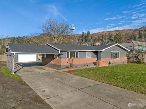 16421 64th St E, Sumner, WA 98390 photo 3