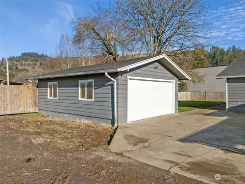 16421 64th St E, Sumner, WA 98390 photo 27