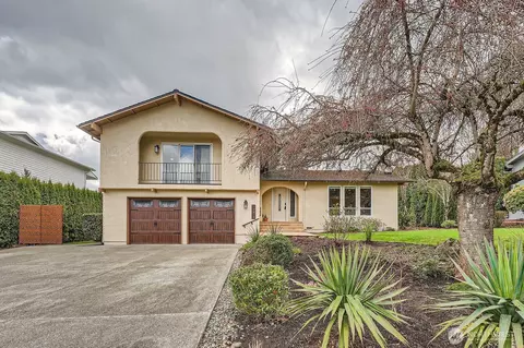 13613 SE 251 Pl, Kent, WA 98042