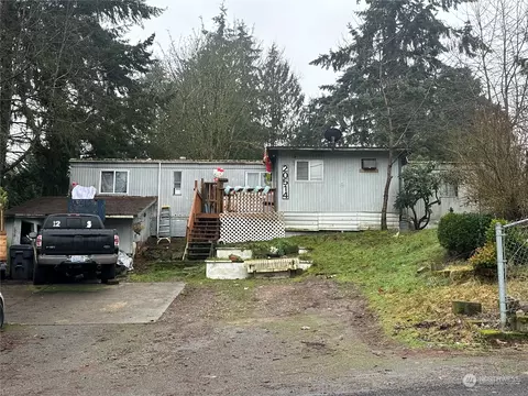 20514 108th St E, Bonney Lake, WA 98391