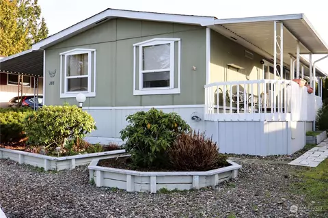 5900 64th St NE #188, Marysville, WA 98270